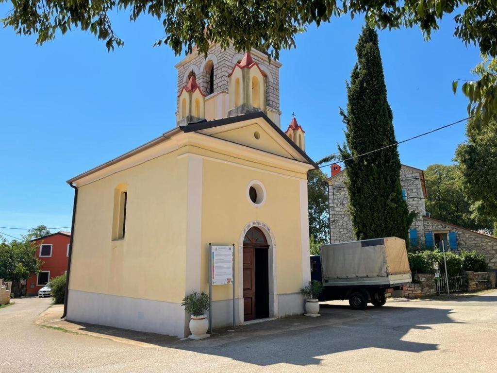 Villa Amore Radini Istrian Romantic Studio With Private Parking And Terrace Brtonigla Εξωτερικό φωτογραφία